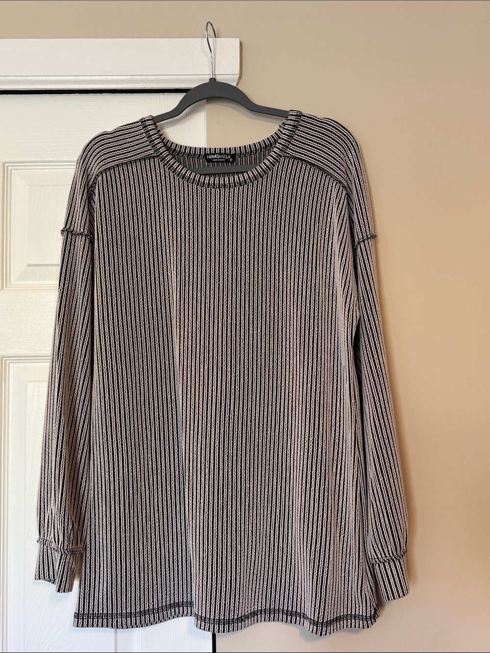 HEIMISH USA Black & White Ribbed Crewneck Pullover
